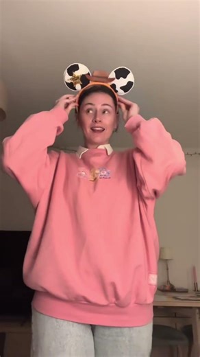 New Disney purchase alert✨ I’ve wanted these ears for so long, so happy I got them💗💫 #disney