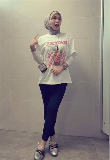 Stylish & Affordable XL T-Shirts and Blouses for Women