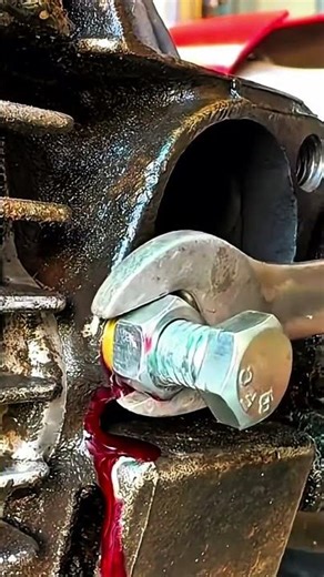 Stripped threads? Don’t worry! #tips #tricks #tutorials #shortvideo #mechanic