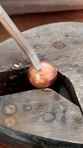 #WeldingLife #WeldingSkills #Metalwork #WeldingCommunity #Fabrication #WeldingArt #WeldingTips #WeldingProjects | Forge Welding