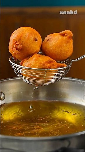 Mazhai time la suda suda masala bonda, Ilaiyaraaja songs in the background…😍🤤