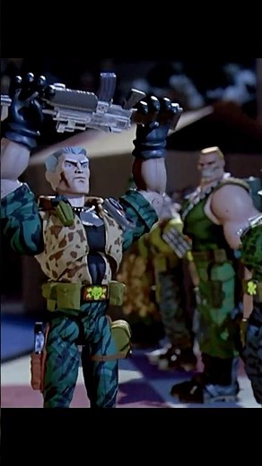 Small Soldiers (1998) – When Toys Come Alive: Commando Elite Plot Their Midnight Mission 🔧🪖🔥