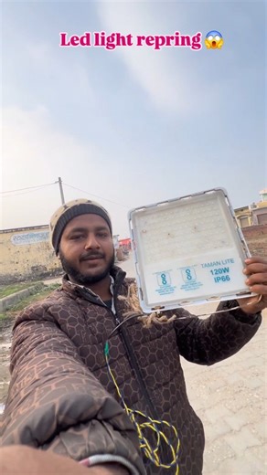 mohd_ Aarish_yt on Instagram: "Led light ko kaisa repring kare #instagood #viralreels #viral #minivlogs #vlog"