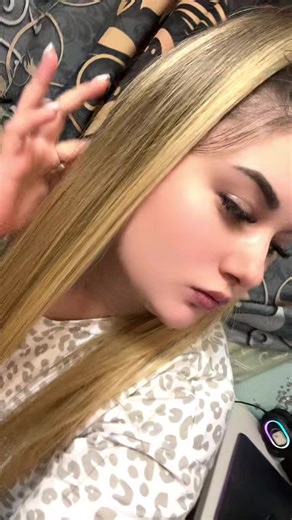 Videos de IraTelevnaя😈 (@irina_televnya) con “оригинальный звук - spotify.sdp”