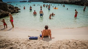 Nie chcą kolejnych turystów. Gości jest więcej niż mieszkańców. Limit obejmie popularne wyspy