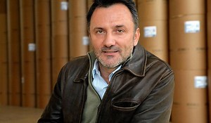 Frédéric Lopez, victime d’usurpation d’identité : une de ses fans a été piégée par des