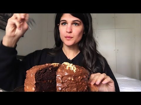 EATING: A Chocolate Cake For My 100k Subs! ❤️ (Eating Sounds/ASMR/Eating Show)