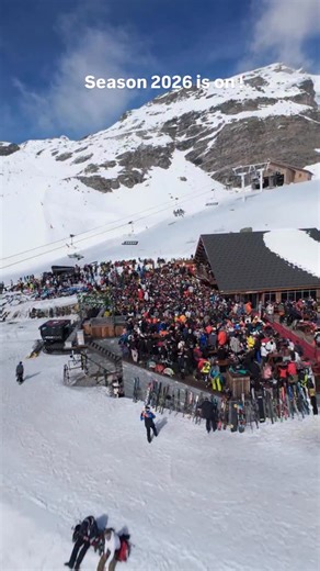 Roee Zvi | FPV Pilot on Instagram: "Season 2026 is on! *Drone flight approved by the location @skideal #snow #vacation"