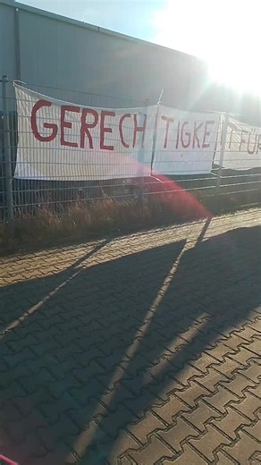 Robin Hood 3 (@robin.hood.318)’s videos with Free Spirit - Edward Josephs & Scott Rockwell