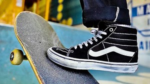 21K views · 500 reactions | HOW TO KICKFLIP FOR BEGINNERS 2021 | BrailleSkateboarding | Facebook