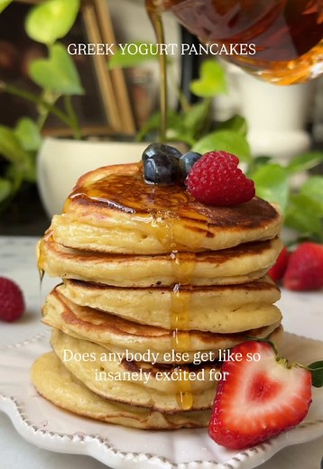 Healthy Greek Yogurt Pancakes Recipe with 14g Protein