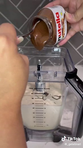 Deliciosa gelatina de nutella y ferrero