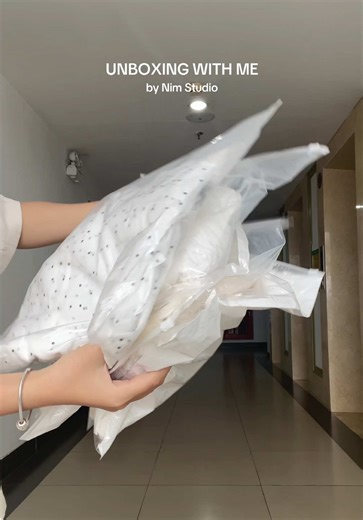 Unboxing with Me: Discover Stylish Outfit Inspirations