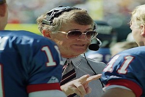 Does Dan Reeves deserve to be in the Pro Football Hall of Fame?