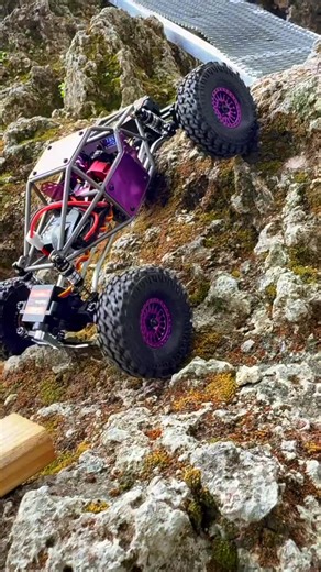 More footage from last week’s micro crawler meet. Showing off some of my rigs and the crew’s builds. Always a good time hanging with the community and seeing all the different setups come to life. We’re on YouTube, TikTok, Facebook, and Instagram! Follow for more! #rccrawler #microcrawler #rclife #rcguymiami #rccommunity