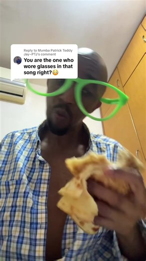 Replying to @Mumba Patrick Teddy Jay~PTJ Yup I am The One ☝️ My Name is Wabogojo. @MR NICE OG-- TANZANIA Yupo Anaishi Na Kufanya Shughuli Za Mziki Na Uwekezaji Huko Kenya 🇰🇪. Maana Wengi Wananiita Mimi Mr Nice 😊