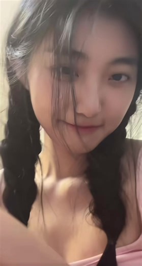 Video của Vi Ta Min (@vi.ta.min6) với bản nhạc nhạc nền - longhoang32860 - Hoàng Long