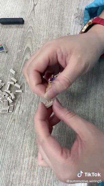 Strip cable and crimp terminal #fyp