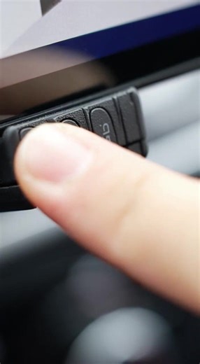 Secure Car Phone Mount with Four Claw Grip