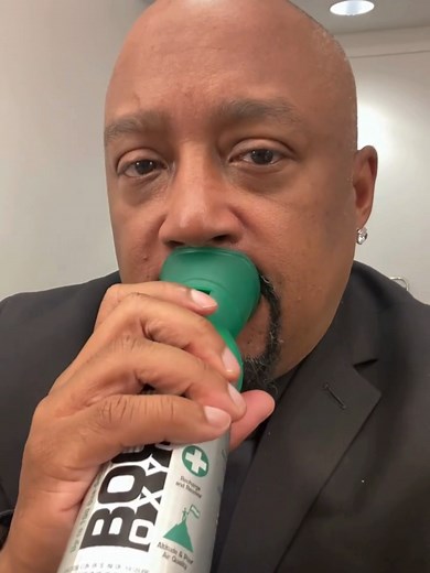 Shark Tank star Daymond John using Boost in Denver at altitude #sharktank #boostoxygen #daymondjohn #daymond #altitude #sharktankproducts #oxygen #highaltitude #elevation