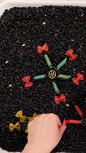 🎆 Firework Sensory Tray 🎆 Bring the magic of Diwali to life with this colourful, firework-inspired sensory setup!💥 Simply add dyed pasta to your tuff tray for a hands-on celebration of light, colour, and creativity. It would also be amazing for Bonfire Night activities. CRAFT IT >>> #BakerRoss #sensory #sensoryplay #tufftrayideas #eyfsideas #diwali #learningthroughplay | Baker Ross