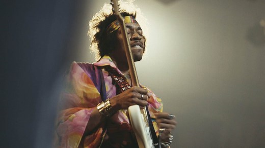 10 musicians who destroyed their instruments: "For Hendrix, there was something ritualistic about burning a Fender Stratocaster"