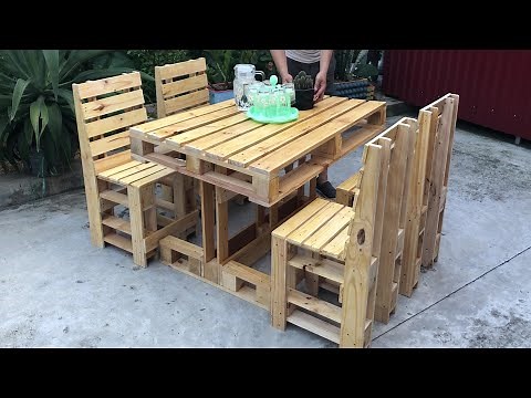 Creative Ideas Woodworking - The Perfect Combination of Four Chairs and A Pallet Table