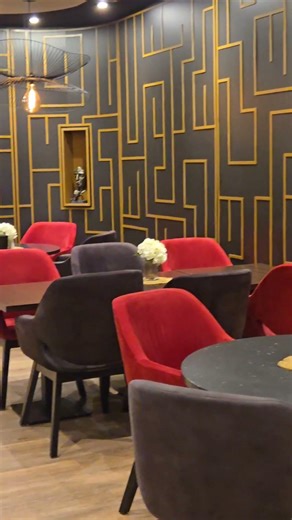 🇩🇪 Beautiful Small Town Hotel and Cafe丨Heidelberg