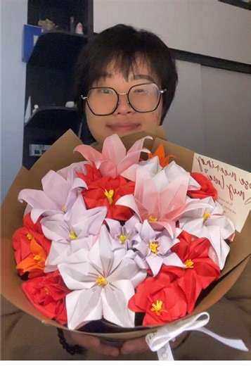 Creative DIY Paper Flowers for Valentine's Day