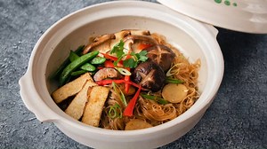 1.5K views · 114 reactions | This recipe has quickly become my favourite vegan dish. Glass noodles cooked in a clay pot (which you don't really need) in an umami-loaded sauce, lots of ginger, and topped with mushrooms and veggies, or really, anything you want to top it with. Full Recipe Here! https://hot-thai-kitchen.com/claypot-glass-noodles-vegan/ Originally posted in 2021 | Hot Thai Kitchen | Facebook