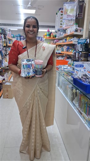 color Tip Vs Glitter pen #stationary #shopping #brushpen