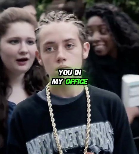 Carl found his business - Shameless Edit