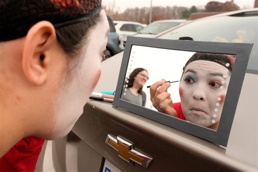 Cosplay makes fans part of the show at Motor City Comic Con 2025