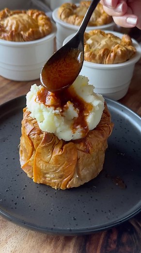 Delicious Greek Beef Pies with Fillo Pastry | Winter Warmer Recipe