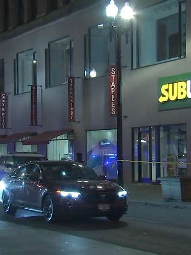 Shooting of 14-Year-Old Boy in Chicago Loop