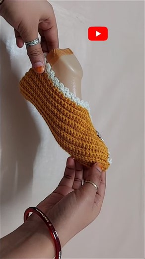Professor sofia on Instagram: "Crochet socks Crochet idea Woolen socks banane ka tarika #woolen #woolensocks #socks #socksfashion #crocheting #crochetersofinstagram #crochetinspiration #crochetpattern #crochetlife #crochetlover #crochetloversofinstagram #crochetsocks #sofia"