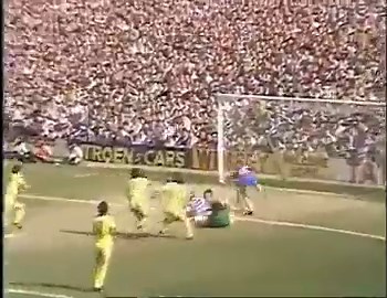 #OnThisDay in 1983Brighton v Sheffield Wednesday FA Cup Semi FinalA 'tremendous' strike from Jimmy Case & a goal from Michael Robinson was enough for the Seagulls to progress to the FA Cup Final with this 2-1 victory🎙from Brian Moore