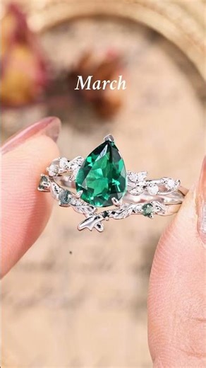 Manifesting holiday proposals only 😌💚