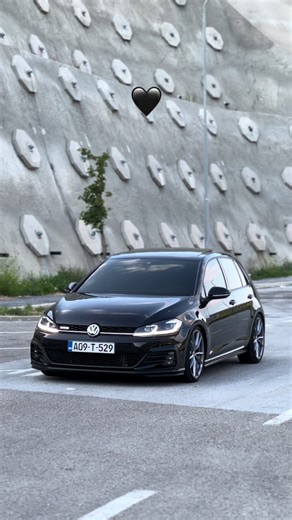 GOLF: Tips, Tricks, and Techniques for All Skill Levels