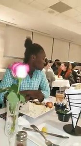 😐😐😯😑 mi nuh care I can't stomach seeing people eat with their hands especially foods that requires utensils. Yuck. I know in some cultures it's the norm an I get it.... but I refuse to observe it if I don't have to. | Lyfe Lessons