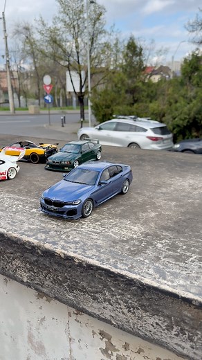 Outdoor photo shoot with friends from SiR Modelcars | AC Collection