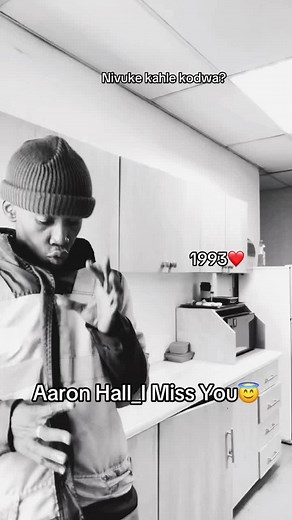 Aaron Hall: I Miss You (1993) - Lip-sync Performance