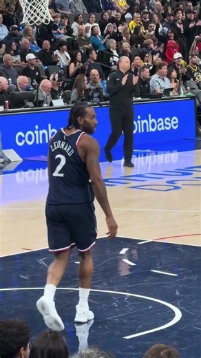 Is it ‪@Way2Whi‬ ‘s League ⁉️ Let me know CHAT💬‼️ ‪@laclippers‬ #KawhiLeonard #HootyHoops