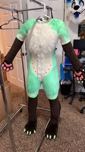 Slim Digitigrade Fursuit Design for FaunaFur