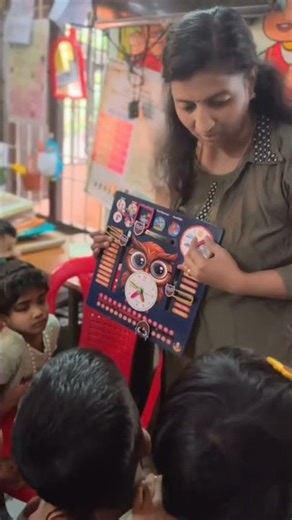 കുഞ്ഞുമക്കൾക്ക് Cucu Clock Gift കൊടുത്തു