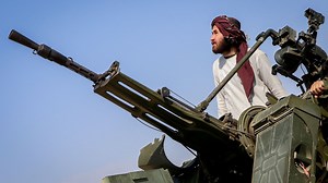 Pakistan-Afghanistan conflict displaces thousands