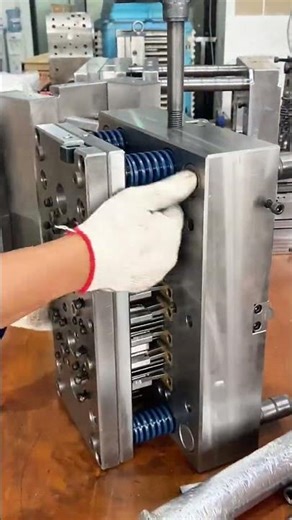 Precision Plastic Mold Factory | Two-Color Mold Manufacturing Experts