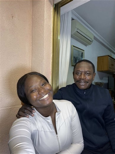 La relation amicale entre parents et enfant. #tiktoksenegalaise🇸🇳🇸🇳 #tiktoksenegal🇸🇳 #senegalaise_tik_tok🇸🇳 #senegalaise_tik_tok🇸🇳🇸🇳😂😂regarde