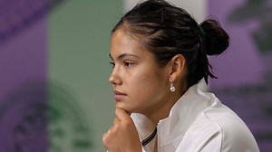 spotlight ‘Why is there any pressure?’ Emma Raducanu says expectation on her a ‘joke’ after Wimbledon exit before impressing with answers in Mandarin
