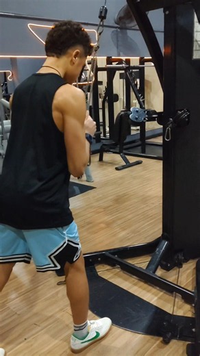 TRÍCEPS PULLEY PERFEITO💪🔥